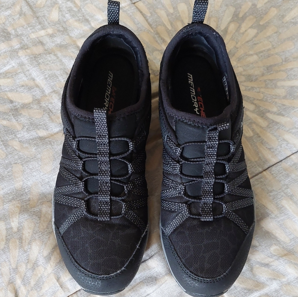 Skechers Women's Black Athletic Shoes Size 8